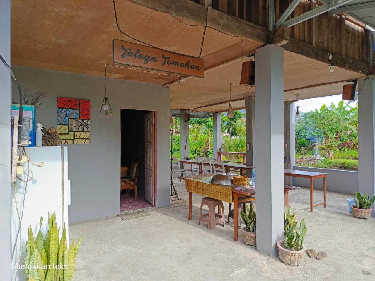Talaga Tomohon Home Stay And Fishing Pond Екстер'єр фото